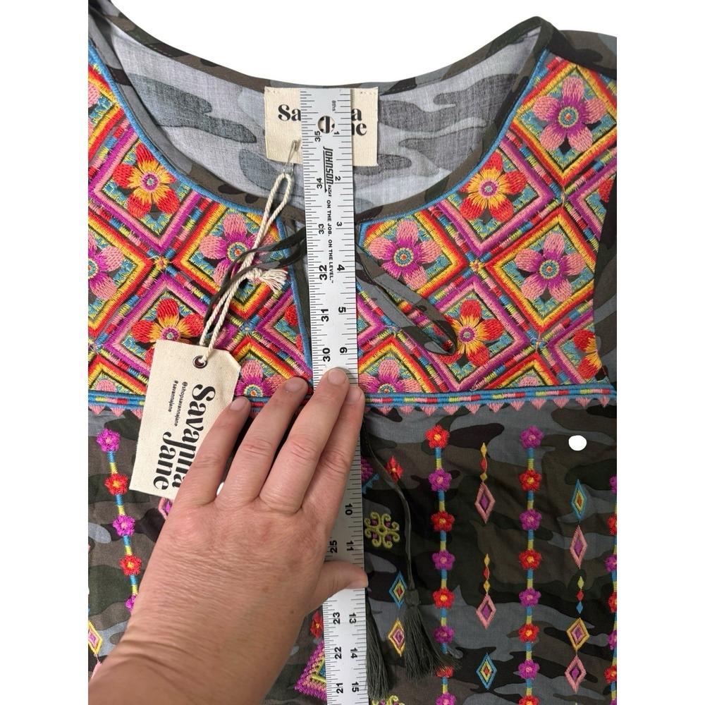 Elegant Savanna Jane Women's Brand New Embroidered Blouse Size Small - Picture 7 of 14